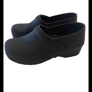 Dansko Professional Clog NWOB